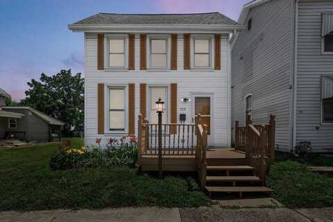 212 S Pickaway Street, Circleville, OH 43113