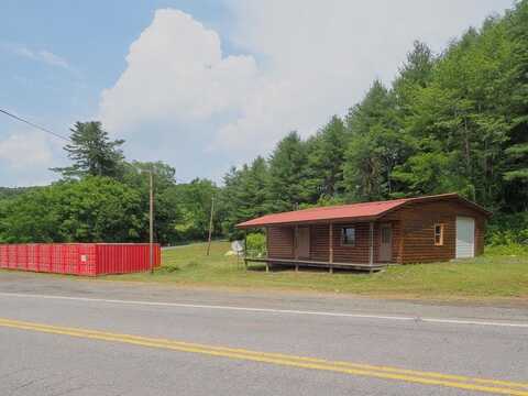 5217 Danville Pike, Hillsville, VA 24343