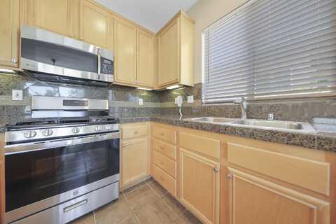 82630 Redford Way, Indio, CA 92201