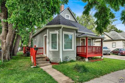 1214 SW 5th ST, Topeka, KS 66606