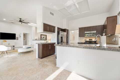 78439 Yucca Blossom Drive, Palm Desert, CA 92211