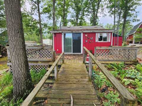 2602 Cathy, Harrison, MI 48625
