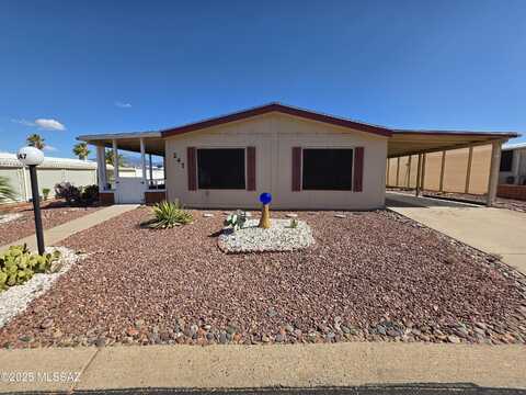 247 W Palma Drive, Green Valley, AZ 85614