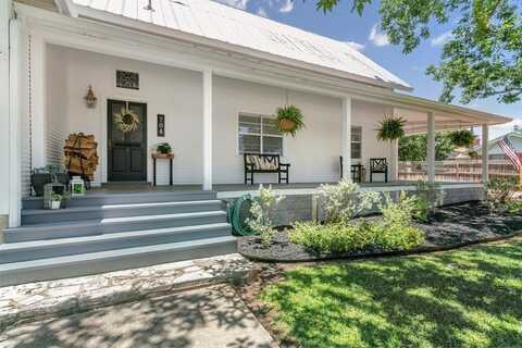 704 -- North Creek Rd, Comfort, TX 78013