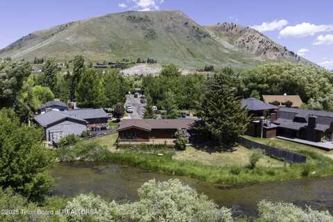 580 DOGWOOD Drive, Jackson, WY 83001