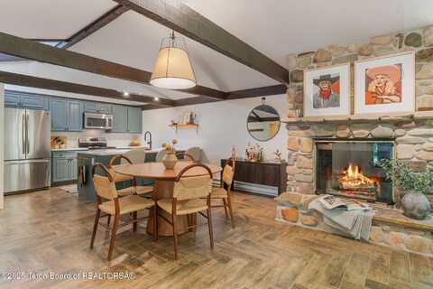 550 E GOLF CREEK Lane, Jackson, WY 83001