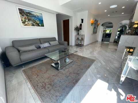 425 Sunridge St, Playa Del Rey, CA 90293