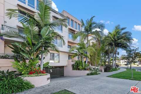 2111 S Beverly Glen Blvd, Los Angeles, CA 90025