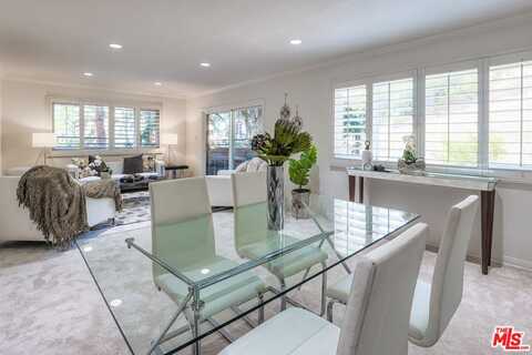 6700 Hillpark Dr, Los Angeles, CA 90068