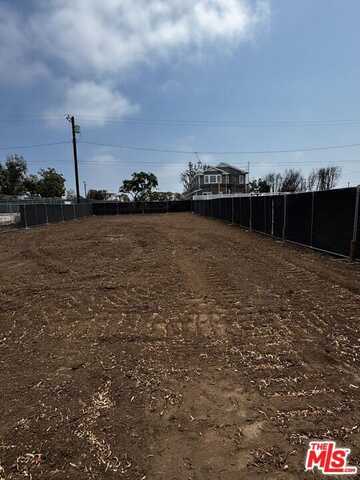 920 Iliff St, Pacific Palisades, CA 90272