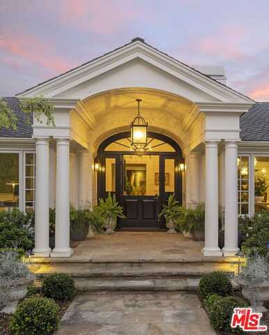 2760 Sycamore Canyon Rd, Santa Barbara, CA 93108