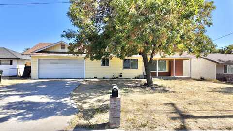 793 Pioneer Avenue, Porterville, CA 93257