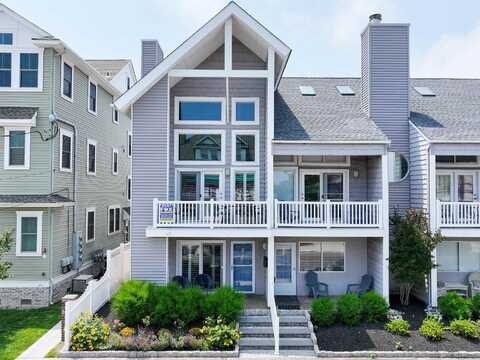858 E 7th, Ocean City, NJ 08226