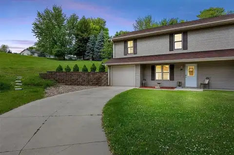 114 Therese Avenue, Anamosa, IA 52205