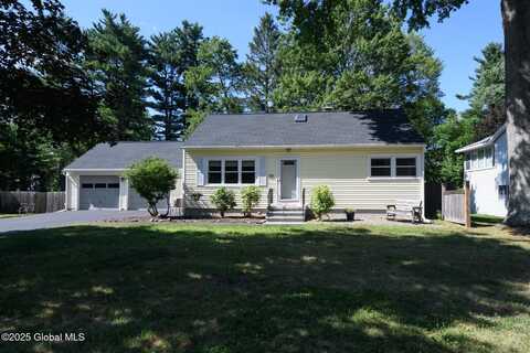 23 McMillen Place, Bethlehem, NY 12054