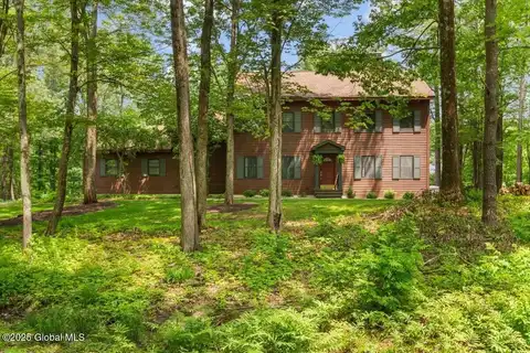 64 Swift Road, New Scotland, NY 12186