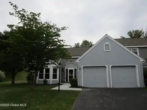 28 Wedgewood Lane, Guilderland, NY 12186