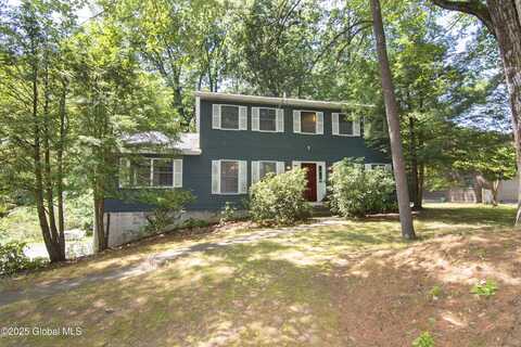 66 Via Da Vinci, Clifton Park, NY 12065
