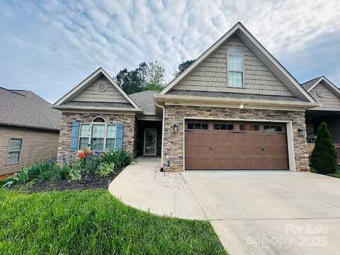 194 T R Harris Drive, Shelby, NC 28150