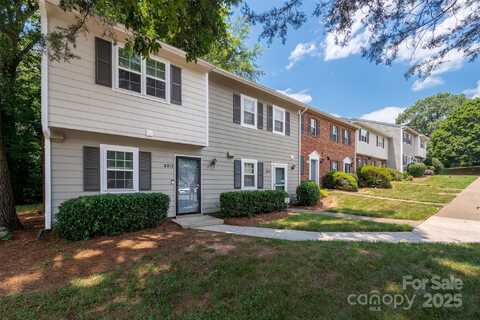 6013 Heath Valley Road, Charlotte, NC 28210
