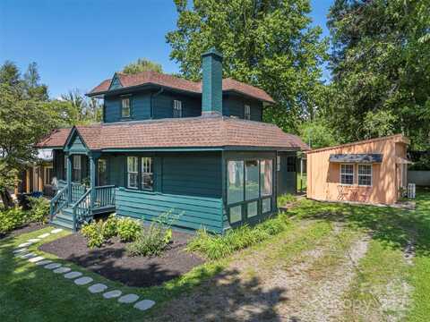 275 Richland Street, Waynesville, NC 28786