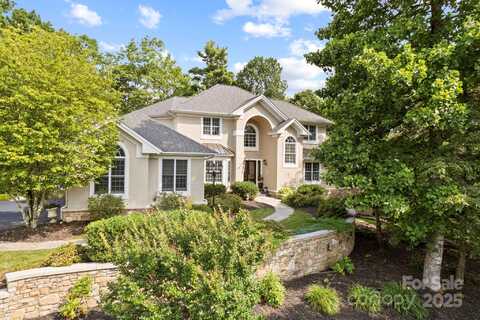 117 Founders Drive, Flat Rock, NC 28731