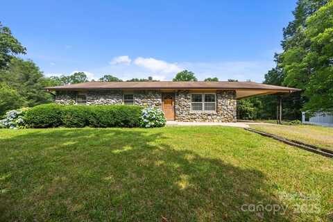 18 Progress Lane, Candler, NC 28715