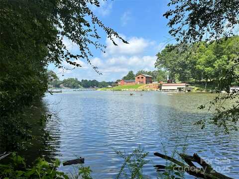 123 High Shoals Lane unit: 19, Statesville, NC 28677