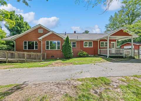 205 Hazelwood Avenue, Waynesville, NC 28786