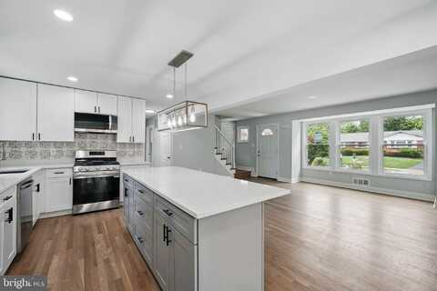 505 N NAYLOR STREET, ALEXANDRIA, VA 22304
