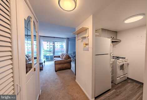 1300 ARMY NAVY DRIVE, ARLINGTON, VA 22202