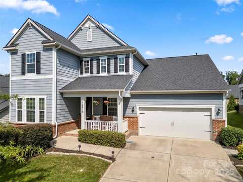 12415 Es Draper Drive, Huntersville, NC 28078