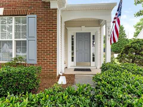 9313 Arcola Lane, Charlotte, NC 28277