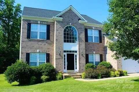 219 Flowering Grove Lane, Mooresville, NC 28115
