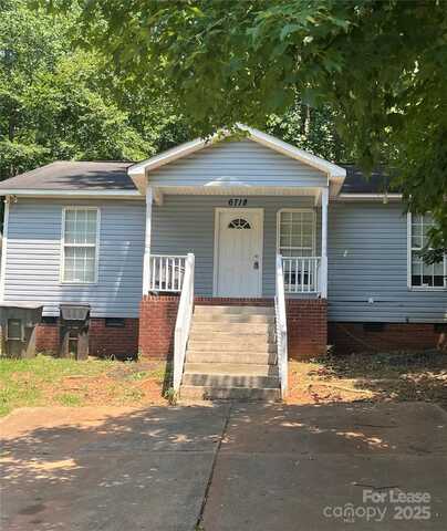 6718 Rockwell Boulevard, Charlotte, NC 28269