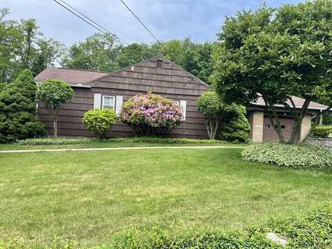844 Park Ave., Windber, PA 15963