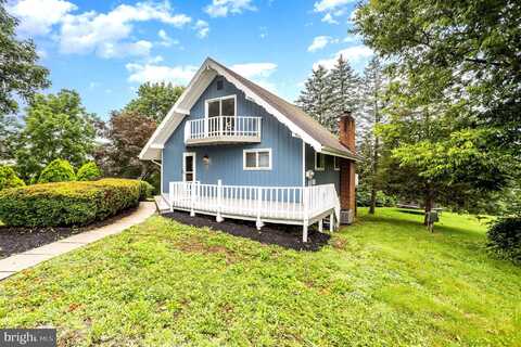 15 PEMBERTON DRIVE, EAST BERLIN, PA 17316
