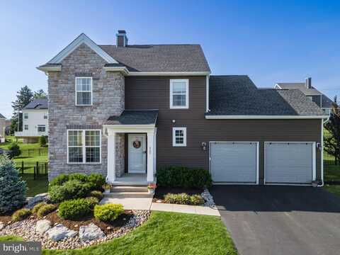 420 RINALDI LANE, EASTON, PA 18040