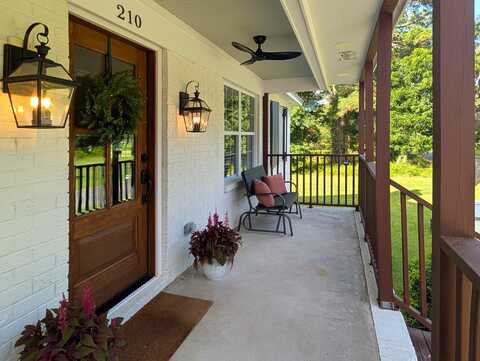 210 Cassena Street, Mc Clellanville, SC 29458