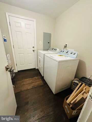 8105 LARGE STREET, PHILADELPHIA, PA 19152