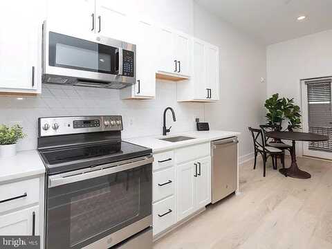 1709 FLEET STREET, BALTIMORE, MD 21231