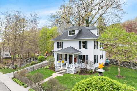 43 North Main Street, Chester, CT 06412