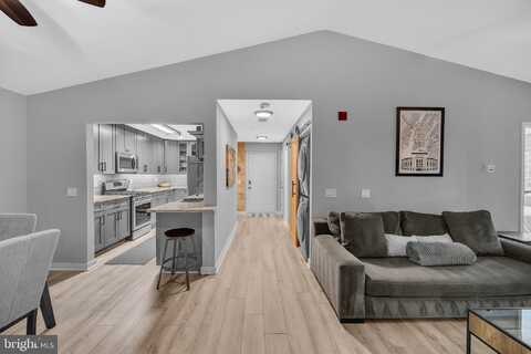 655 BURTONS COVE WAY, ANNAPOLIS, MD 21401