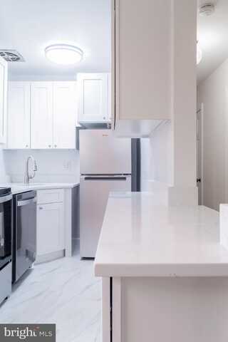 1718 W ABINGDON DRIVE, ALEXANDRIA, VA 22314