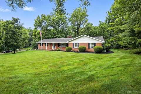 5558 Folkestone Drive, Washington Court House, OH 45459