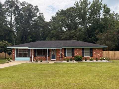 171 MerryDell Dr., Ozark, AL 36360