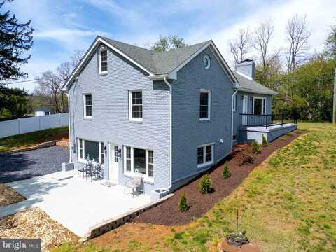 50 INDIAN RIDGE ROAD, GREENVILLE, VA 24440