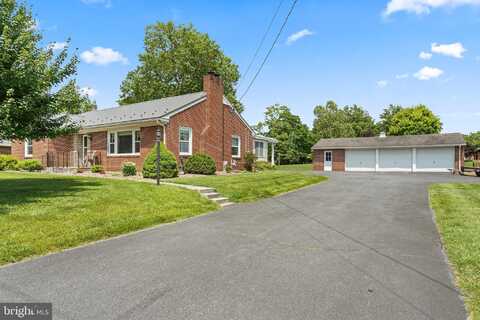 678 S WASHINGTON STREET, GREENCASTLE, PA 17225