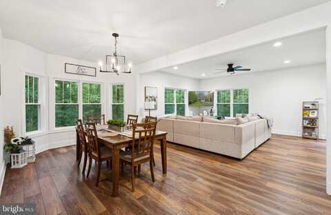 10042 NATURAL GRASS WAY, KING GEORGE, VA 22485
