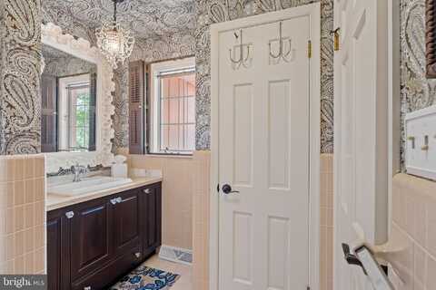 560 INDIAN CREEK ROAD, TELFORD, PA 18969
